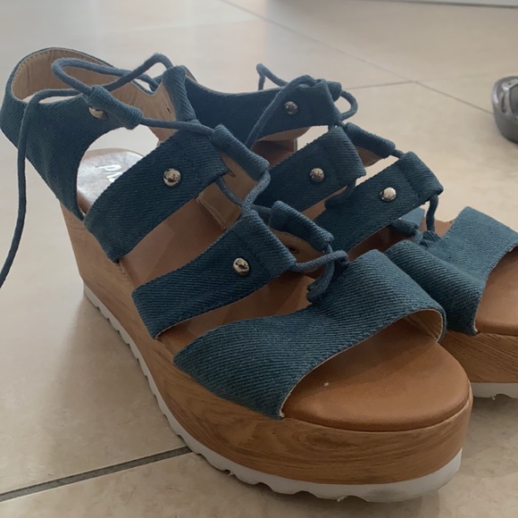 jean strap open-toes wedges! - Picture 2 of 3